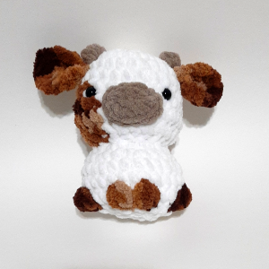 Sitting Cow - Buttercup