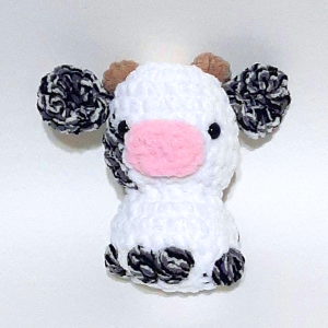 Sitting Cow - Bessie